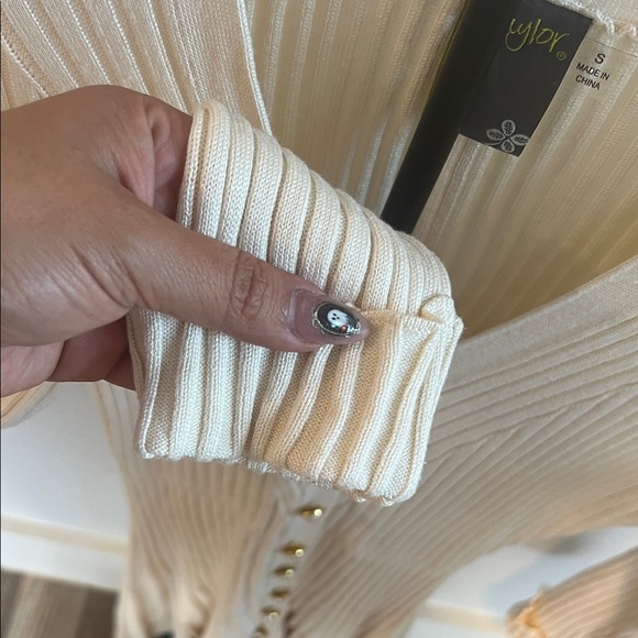 SOLD! - Picture 2 of 7